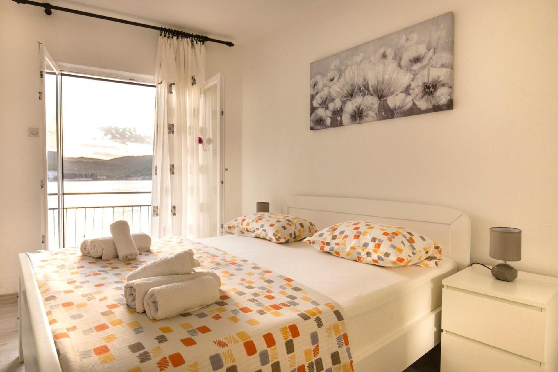 Apartments By The Sea Vis - 8525 Bilik gambar